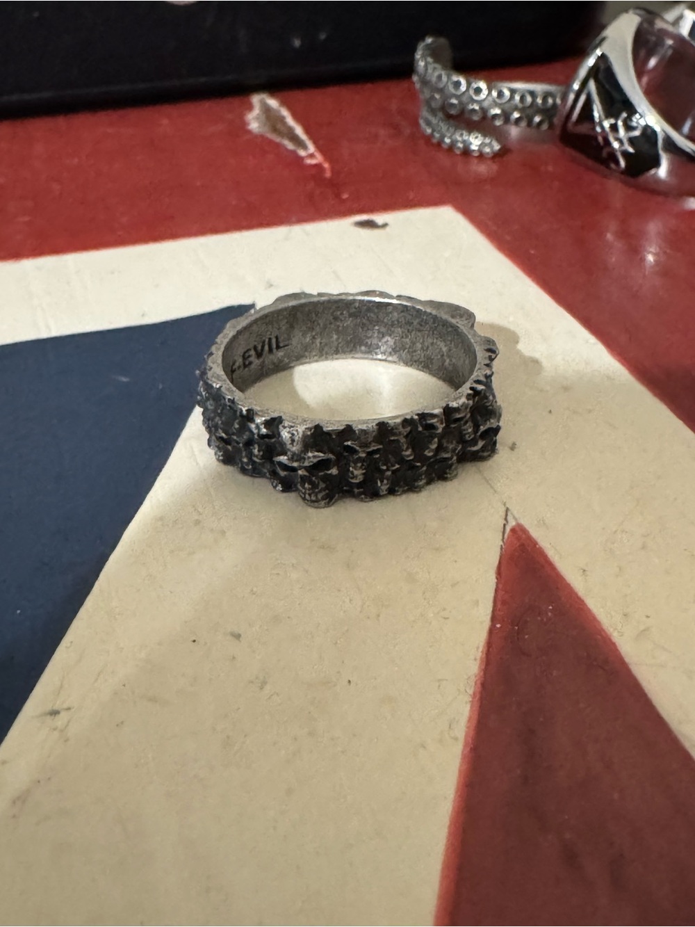 Men's Silver Skull Band Ring - Vintage Gothic Style